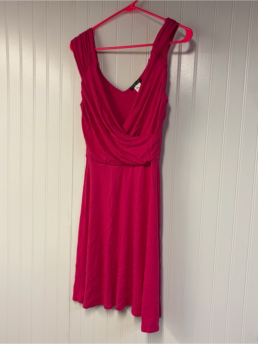 Venus Sleeveless Fuchsia Pink V-Neck Dress Medium